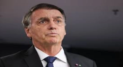 Bolsonaro passa mal e volta a precisar de atendimento m&eacute;dico