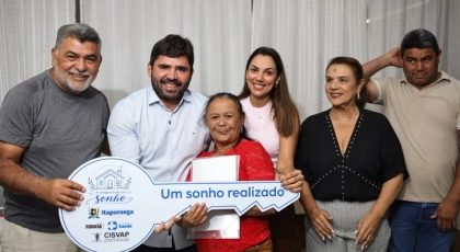 Itaporanga avan&ccedil;a na substitui&ccedil;&atilde;o de casas de taipa e beneficia mais 98 fam&iacute;lias