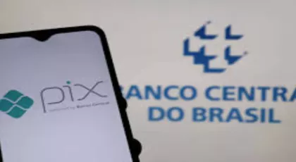 Sistema PIX volta a funcionar após falhas em aplicativos de bancos nesta segunda-feira