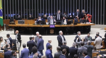 C&acirc;mara dos Deputados aprova fim da escala 6&times;1; paraibanos votam favor&aacute;vel &agrave; proposta